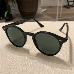 Ray-Ban Unisex Sunglasses